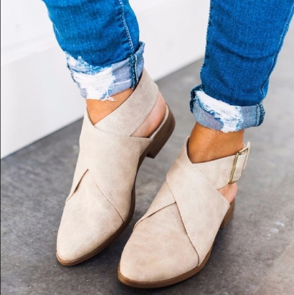 Tan leather heel strap flats/booties